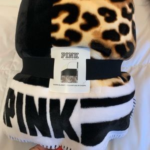 Victoria’s Secret Sherpa blanket